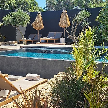 Hotel Les Suites Du Maquis Бонифачо Екстериор снимка