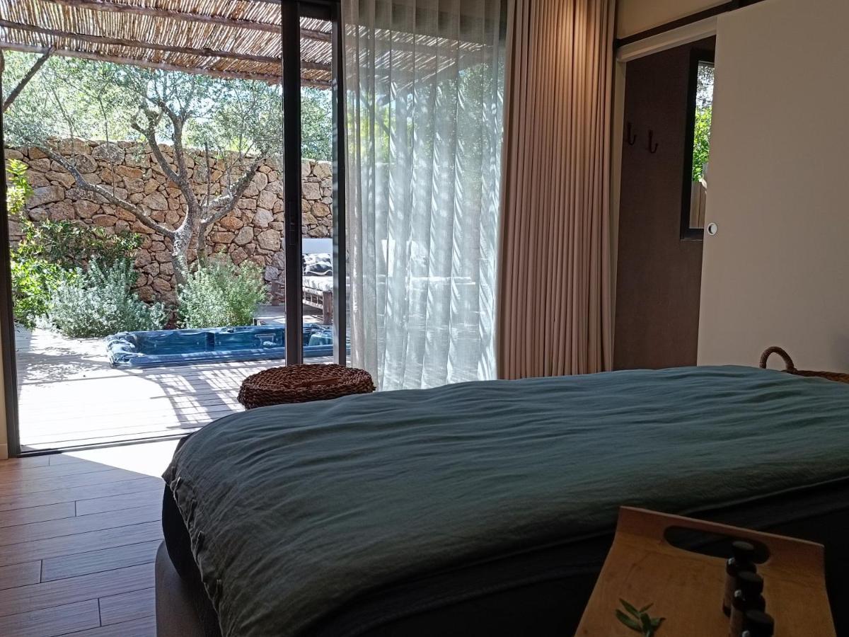 Hotel Les Suites Du Maquis Бонифачо Екстериор снимка