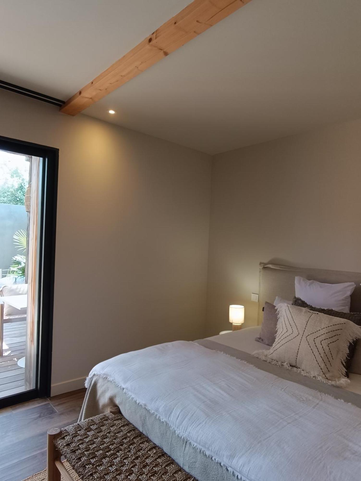 Hotel Les Suites Du Maquis Бонифачо Екстериор снимка